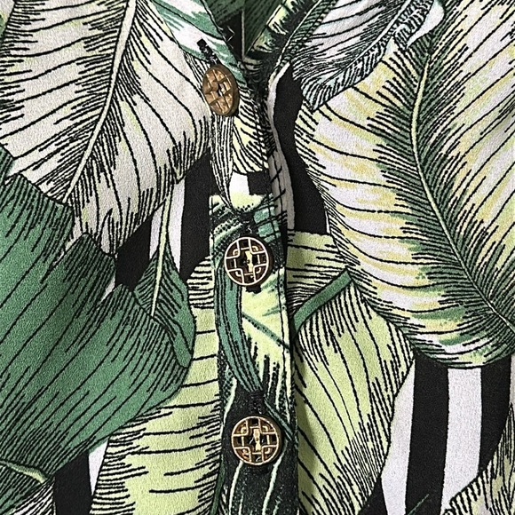 Sharagano Green Leaf Print Blouse Size Small - Picture 7 of 8